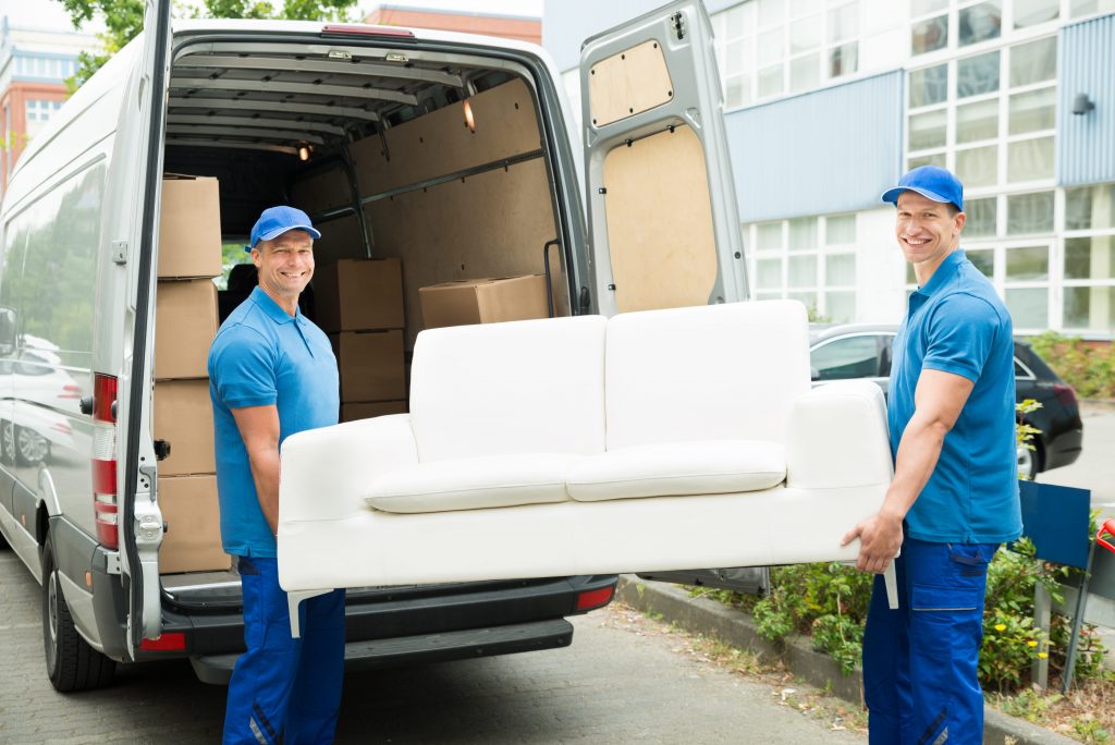 Decluttering Done Right: Simplify Your Space with Expert Assistance